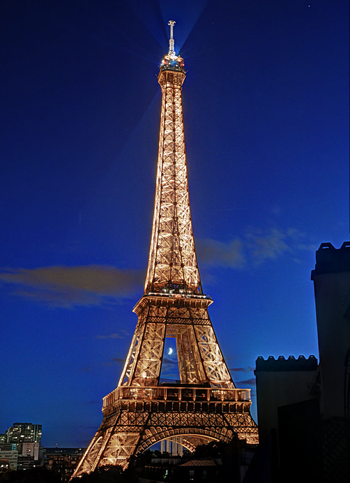 Tour Eiffel: Eiffel Tower Web Cam